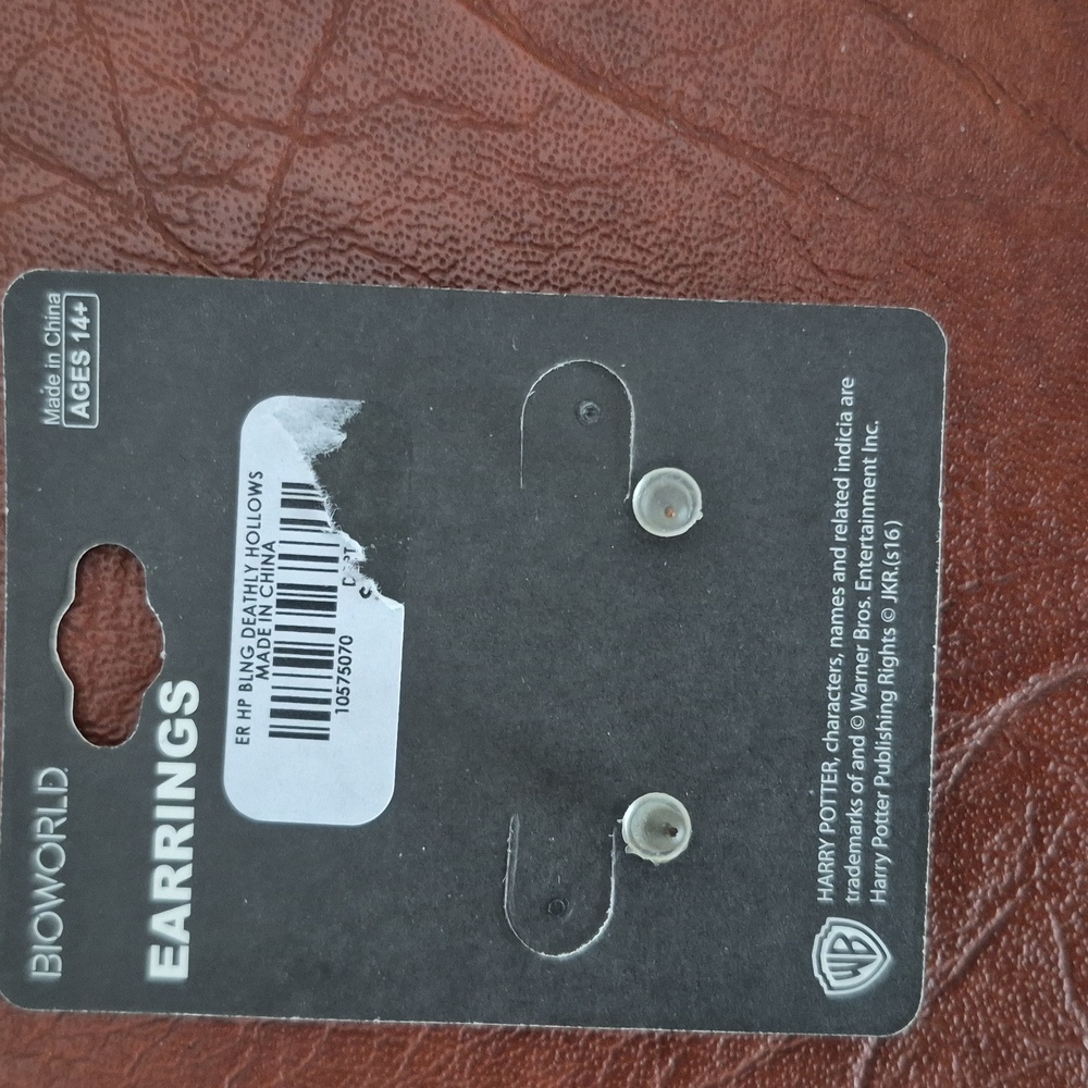 Harry Potter Deathly Hallows Earrings, New With Tags - Picture 3 of 4
